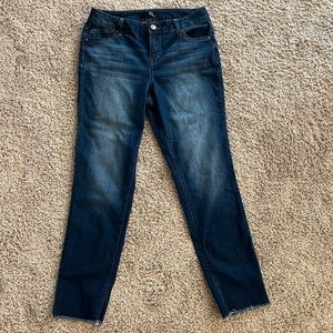 1822 Denim Straight Jeans